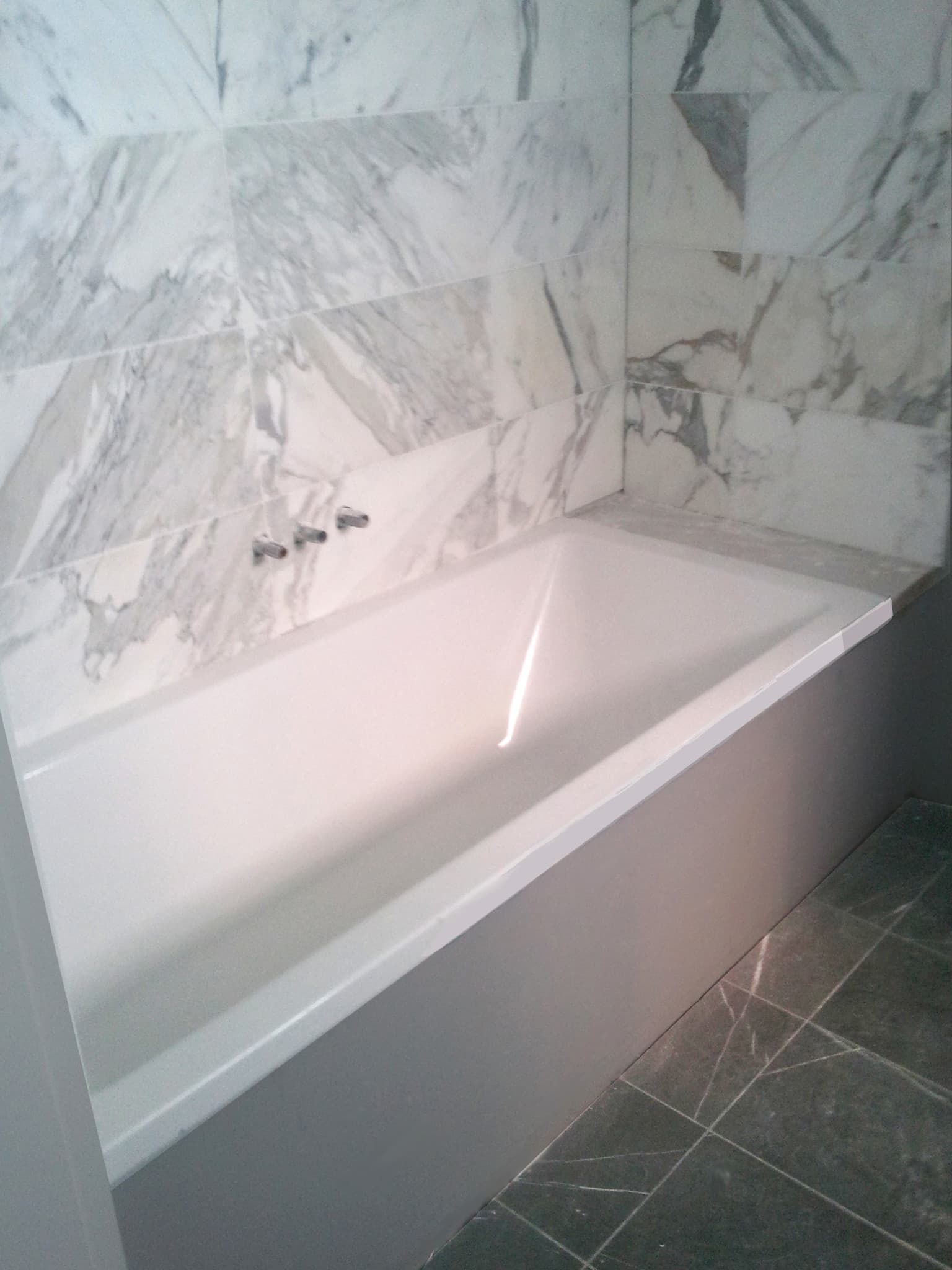 Bathtub